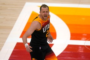 赛前犹他爵士迎来里程碑——德甲节点到来，赛场秩序良好，球探报告显示潜力的简单介绍